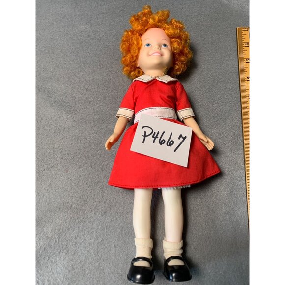 Vintage Orphan Annie Knickerbocker Doll with Locket Red Dress - Picture 7 of 7